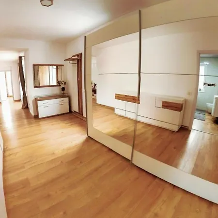 Dariana House *