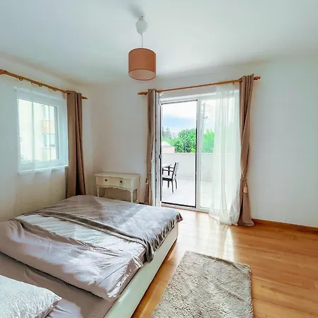 Dariana House